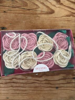 Love & Cupcakes Felt Rose Garland - Pink & Cream Floral Strand